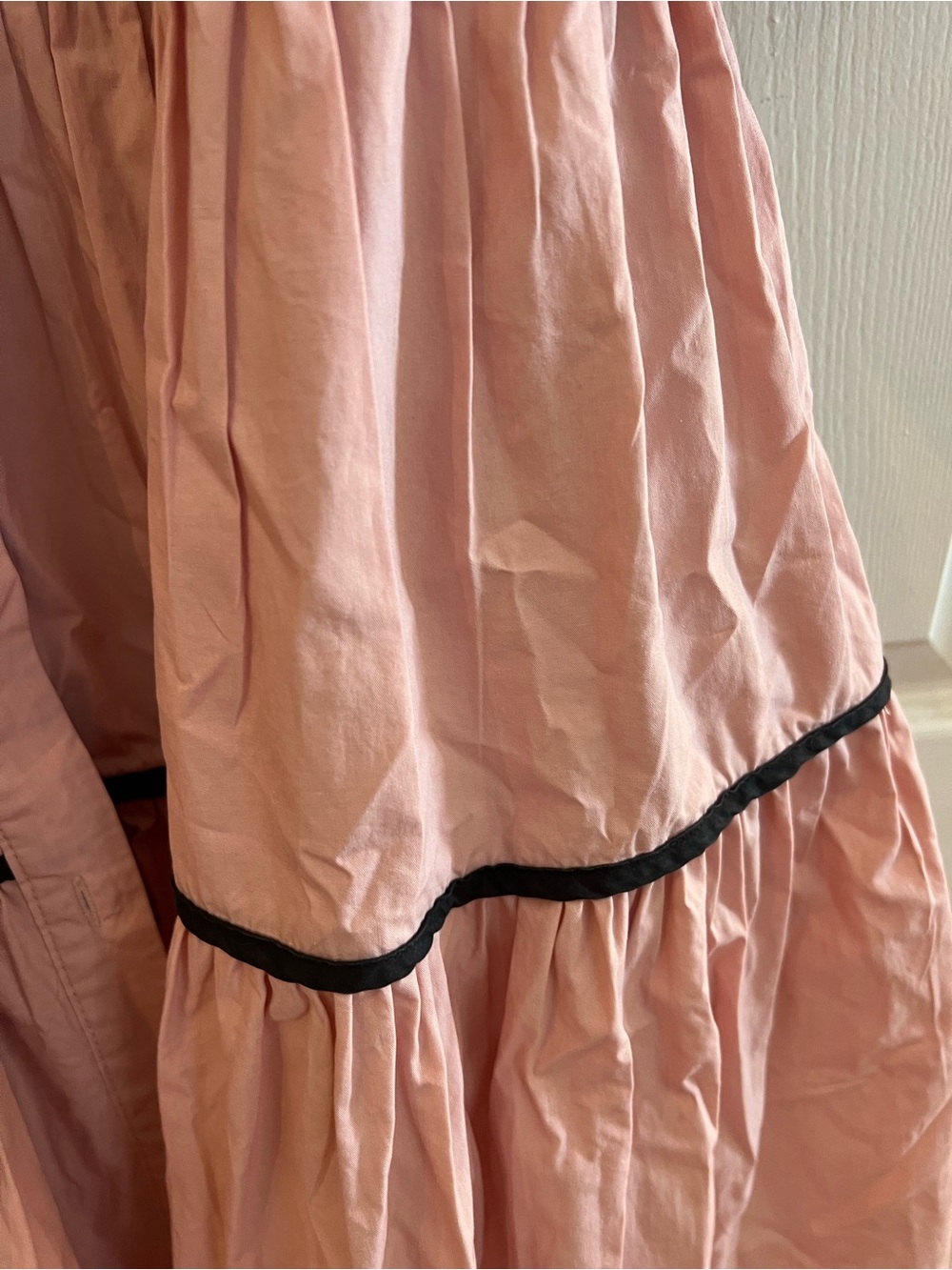 AUREUM Pink Puff Sleeve Tiered Shirt Dress with Black Trim - Picture 2 of 5
